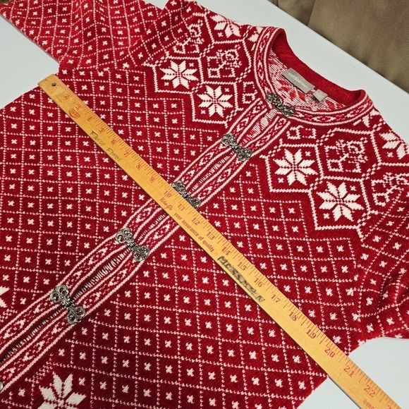 Croft & Barrow Womens Fair Isle Cardigan Sweater Red Size M Toggles Winter - Picture 9 of 12